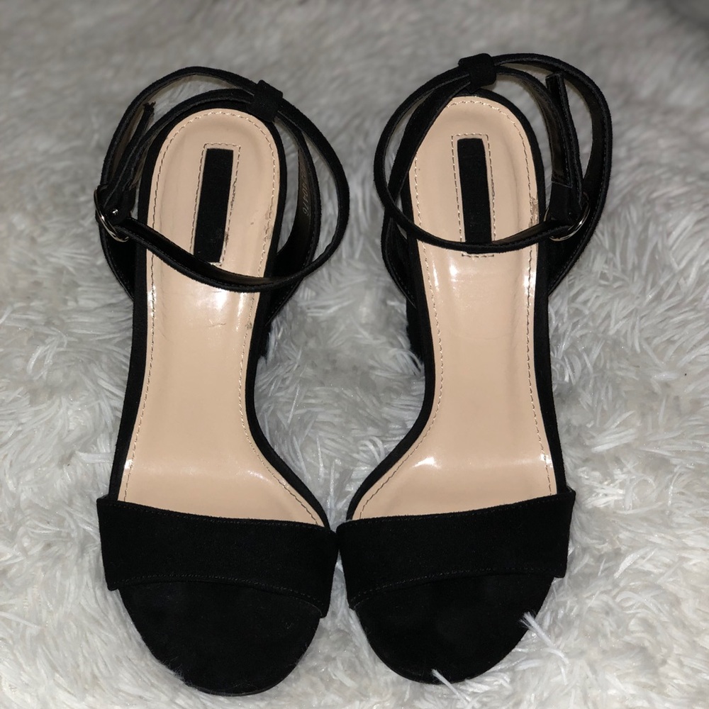 Chunky black heels